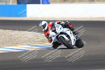 media/Sep-20-2025-TrackDaz (Sat) [[27f0cde673]]/A Group/12pm (Turn 1)/